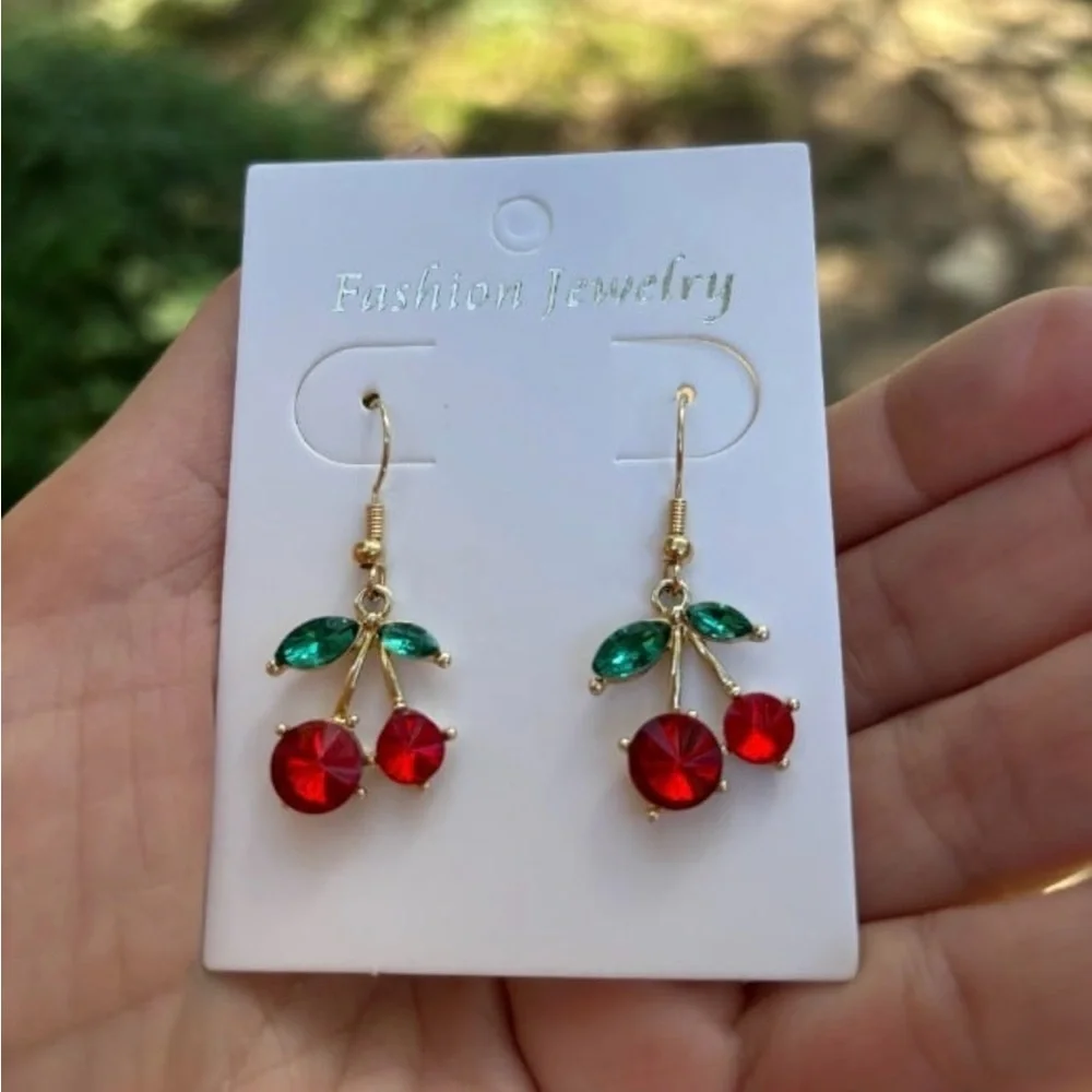 NEW Fun Cherry Necklace Pendant and Earrings Set